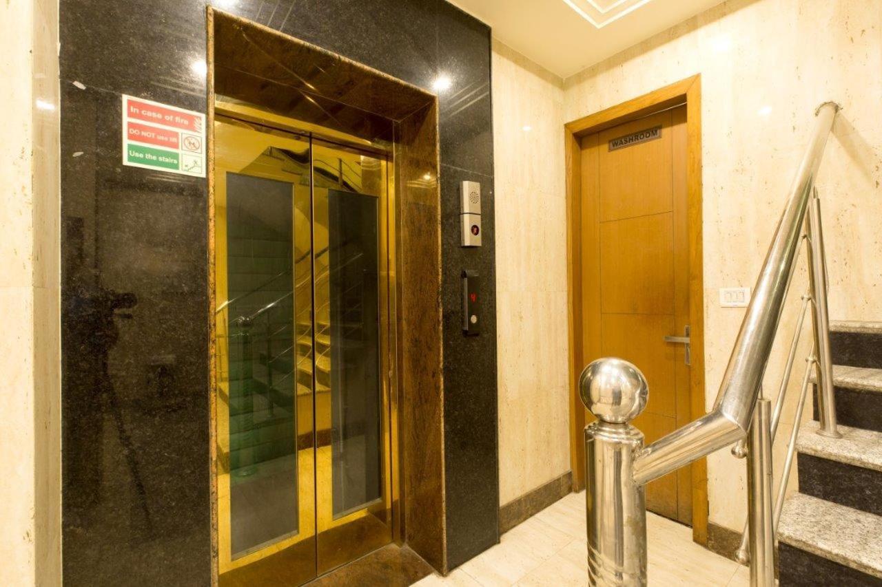 Hotel Viva Palace By Opo Új-Delhi Kültér fotó