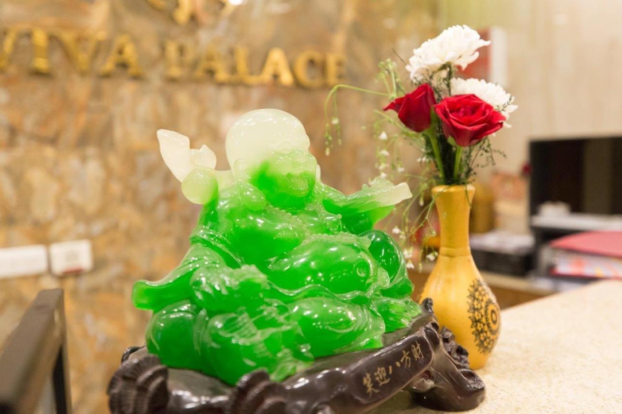 Hotel Viva Palace By Opo Új-Delhi Kültér fotó