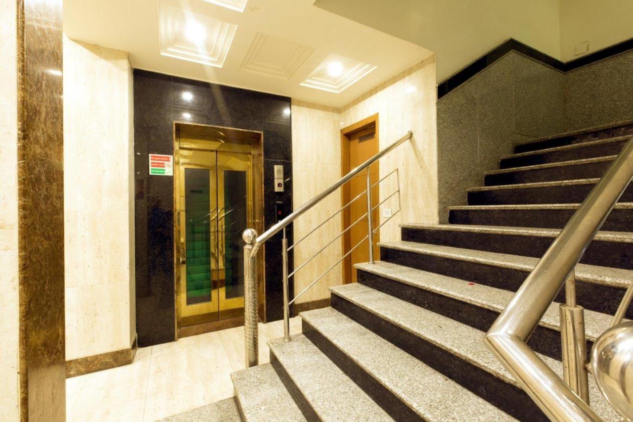 Hotel Viva Palace By Opo Új-Delhi Kültér fotó